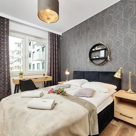 Apartment Stylish With Balcony By Renters Wroclaw