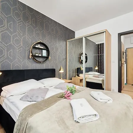 Apartment Stylish With Balcony By Renters Wroclaw